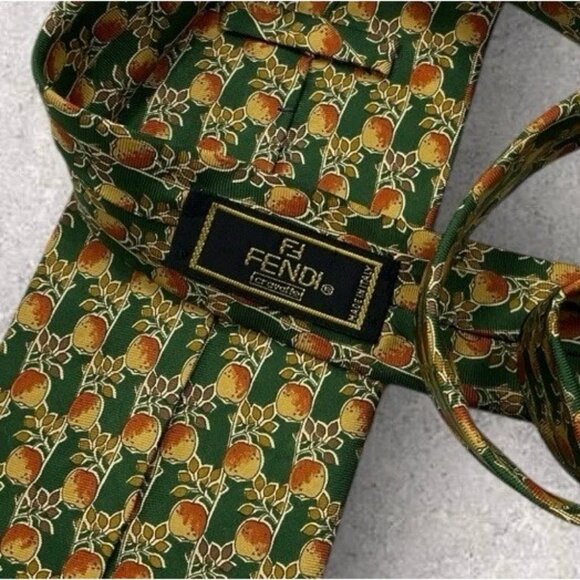 FENDI Silk Tie ITALY Green Orange Apple W:3.8" EUC - Picture 2 of 5